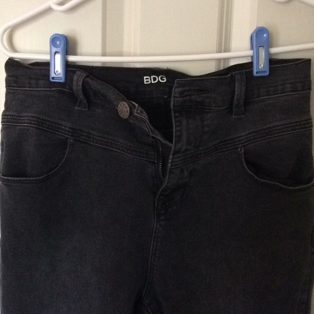 High rise black skinny jeans: Urban Outfitters